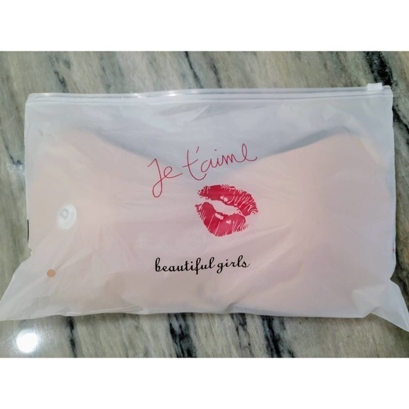 Je T'aime Adhesive Bras Lace Up D Cups Black and Beige - Picture 2 of 4